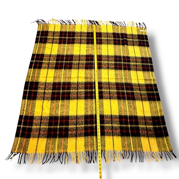 Vintage GIORGIO Beverly Hills Tartan Plaid Lap Throw Scarf Blanket 51 X 48 In - Picture 7 of 10
